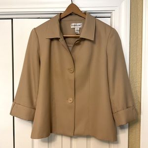 Beautiful ladies Brownstone Studios dressy jacket/blazer. XL. 3/4 sleeves.EUC!
